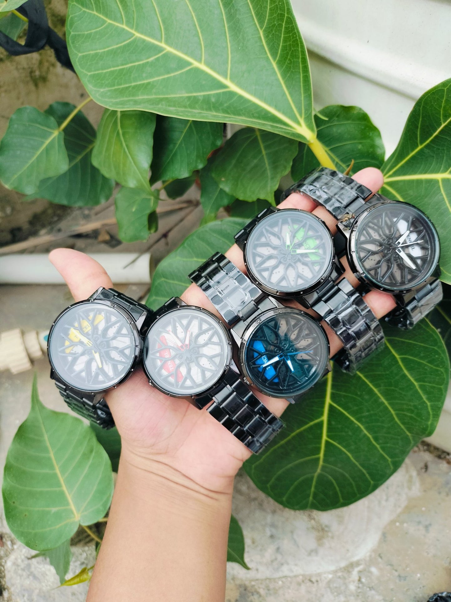 Stereoscopic Car Wheel Watch